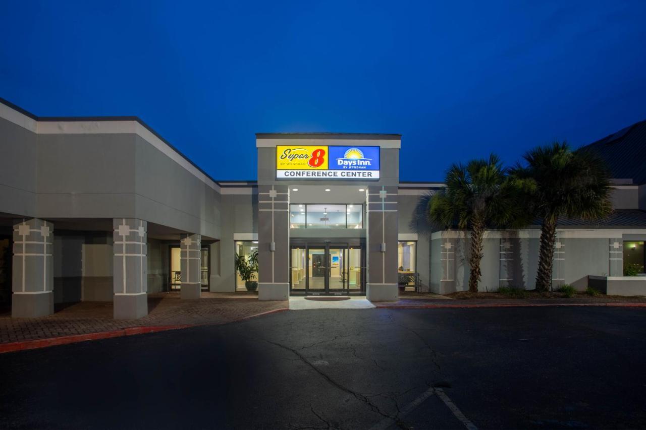 Super 8 By Wyndham Mobile I-65 Hotel Buitenkant foto